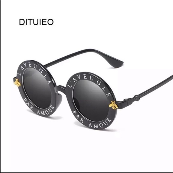 New beautiful sunglasses - Picture 3 of 6